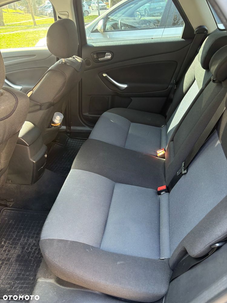 Ford Mondeo 1.8 TDCi Ghia X - 7