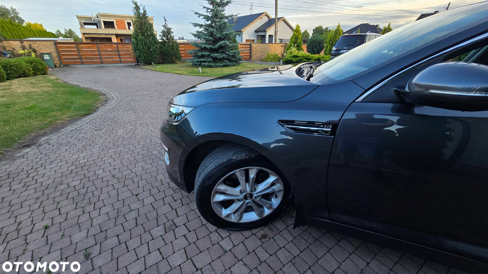 Kia Optima - 25