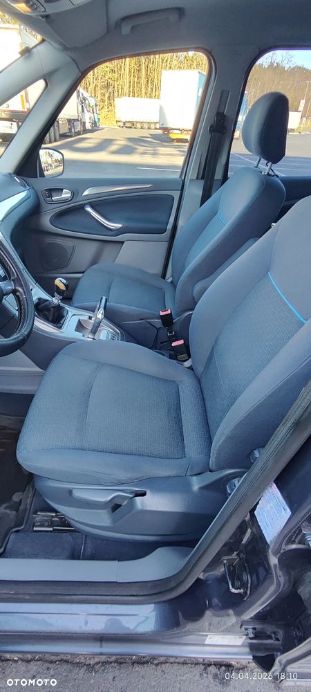 Ford Galaxy 2.0 TDCi Titanium - 16