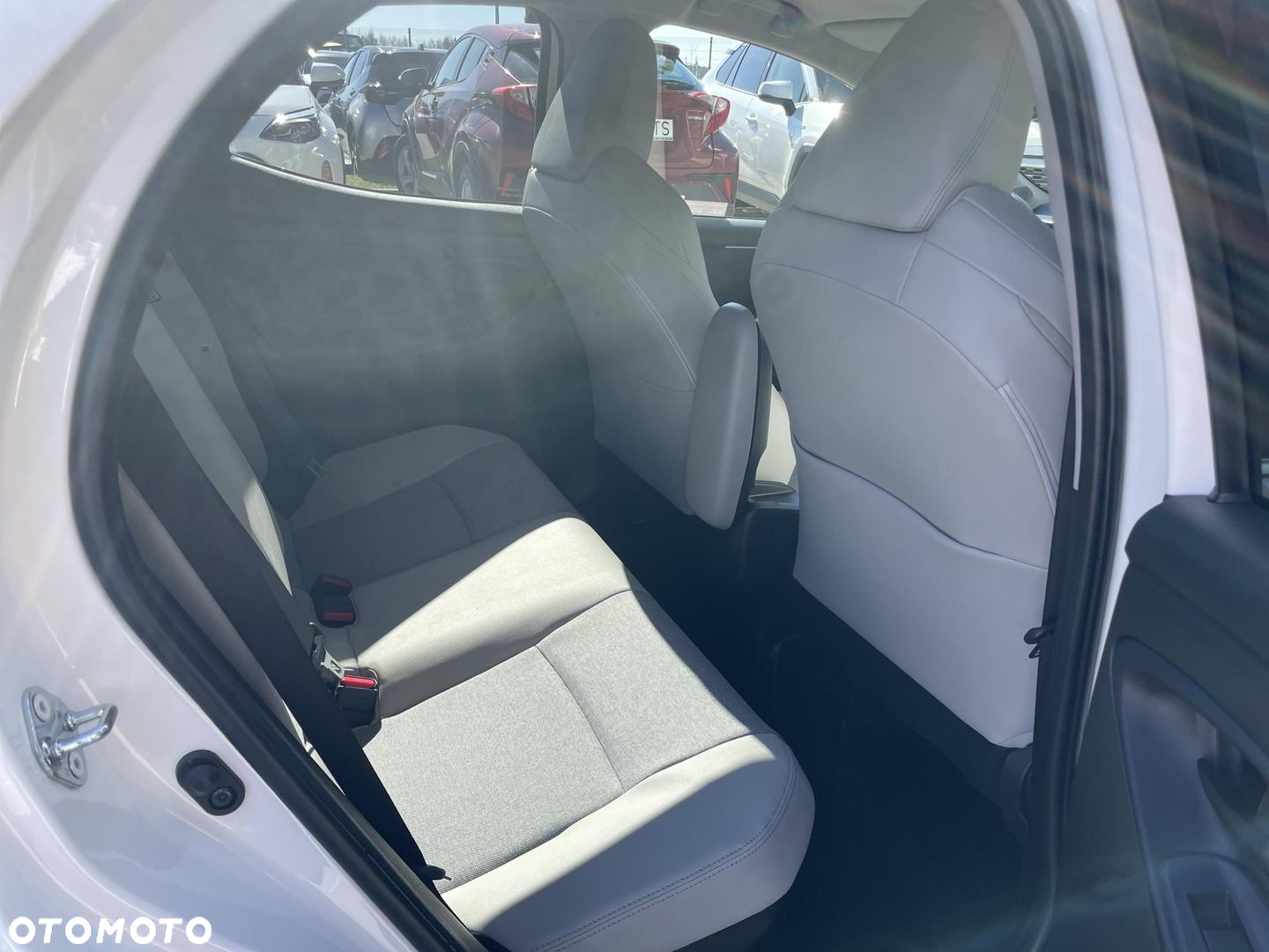 Toyota Yaris - 15