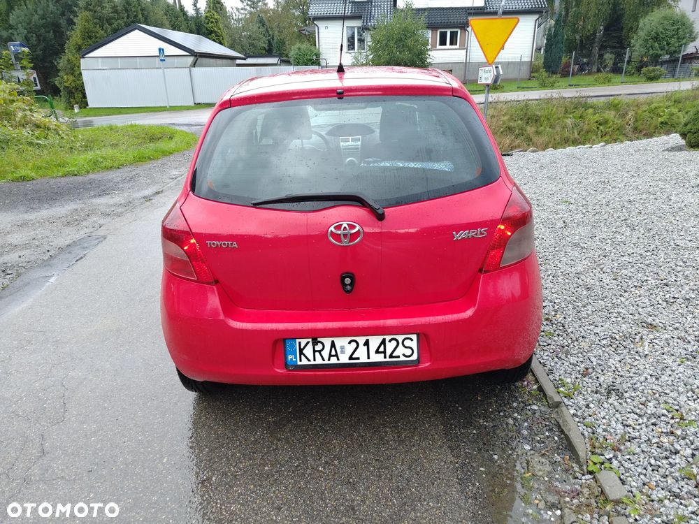 Toyota Yaris 1.0 Luna - 7