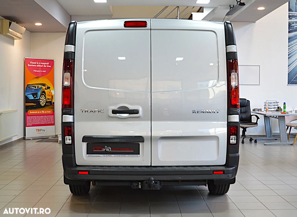 Renault Trafic 2.0 Blue dCi 120 Furgon Cabina Dubla L2H1 Authentique - 5