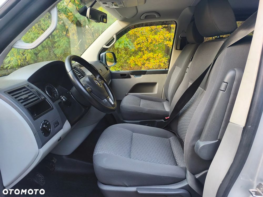 Volkswagen Transporter - 21