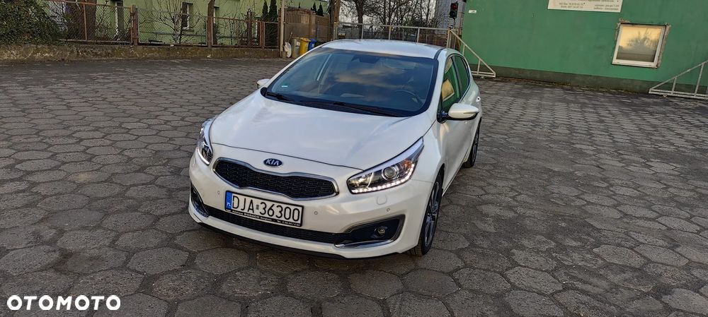 Kia Ceed 1.6 GDI M - 1