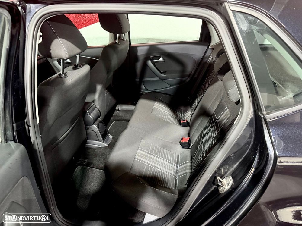 VW Polo 1.4 TDi Lounge DSG - 51