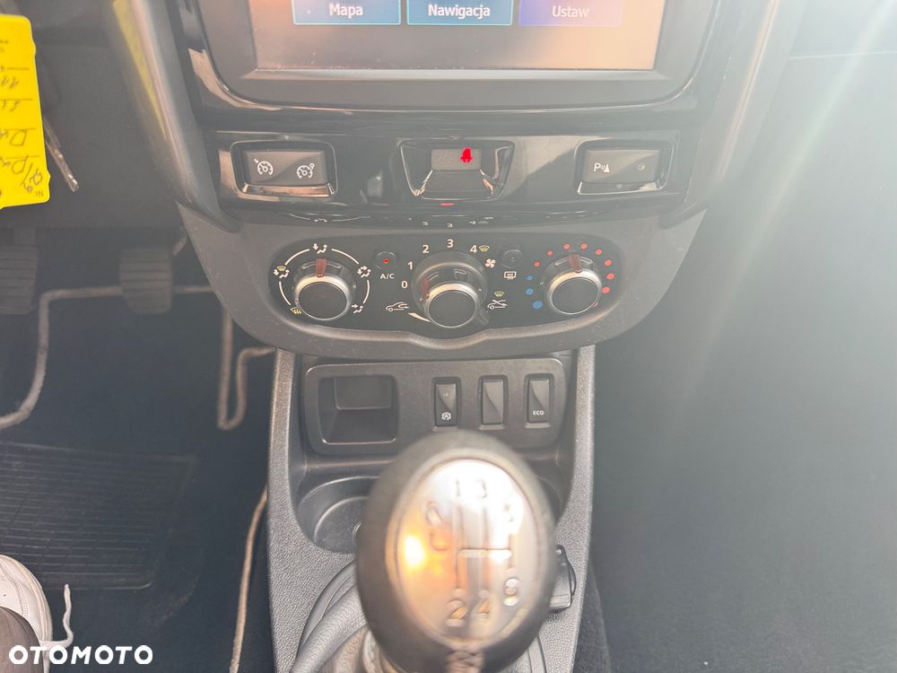 Dacia Duster 1.2 TCe Laureate S&S EU6 - 24