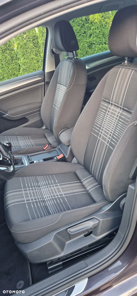 Volkswagen Golf 1.6 TDI BlueMotion Technology Lounge - 27