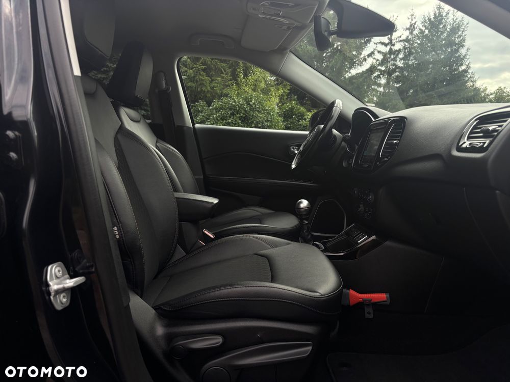 Jeep Compass 1.3 TMair Limited FWD S&S - 23