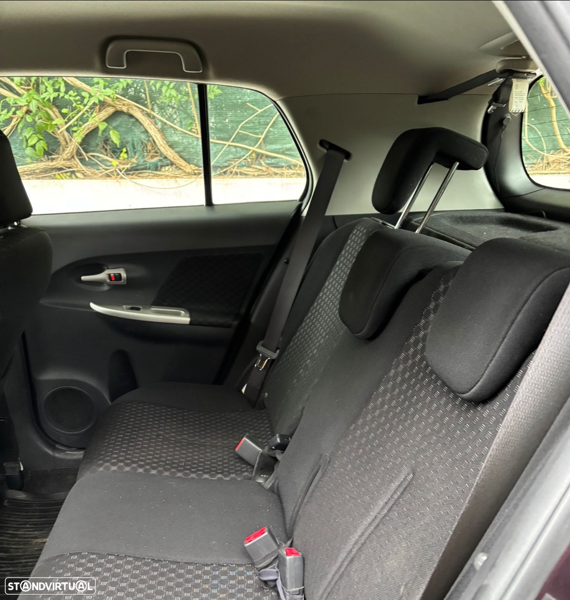 Toyota Urban Cruiser 1.33 VVT-i High Pack - 6