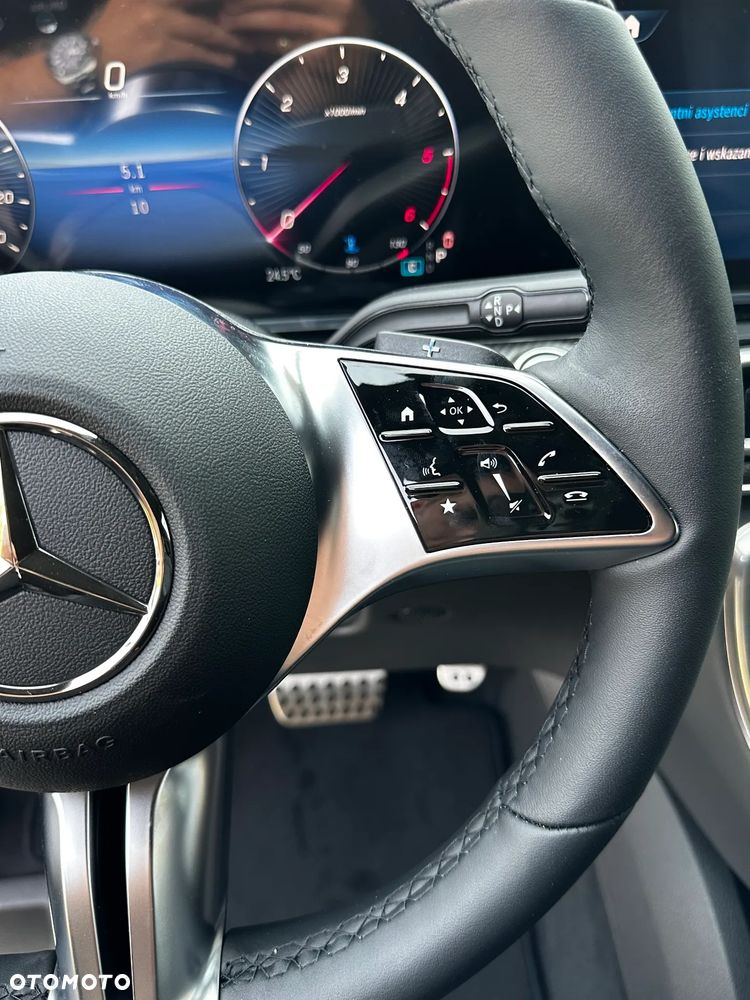 Mercedes-Benz Klasa V 300 d 4-Matic 9G-Tronic Exclusive (d³ugi) - 14