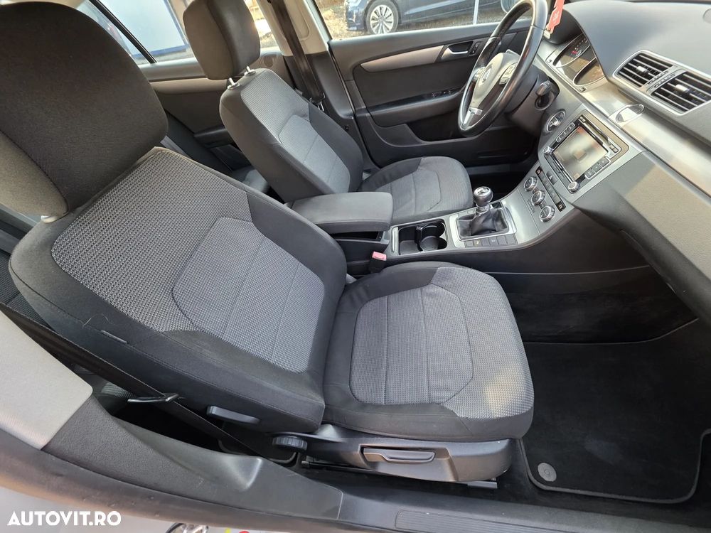 Volkswagen Passat 1.6 TDI BlueMotion Technology Comfortline - 10