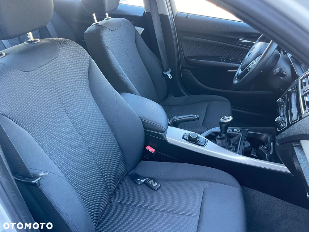 BMW Seria 1 118i - 19