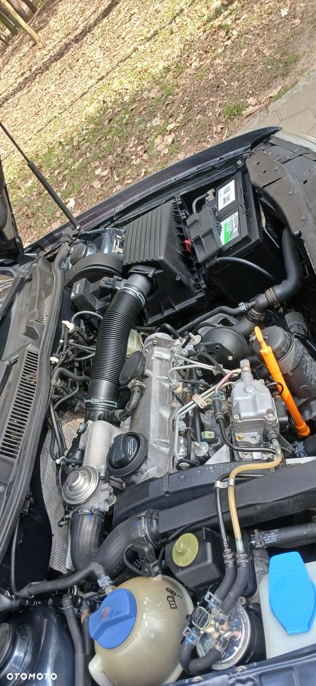 Volkswagen Golf 1.9 TDI Basis - 12