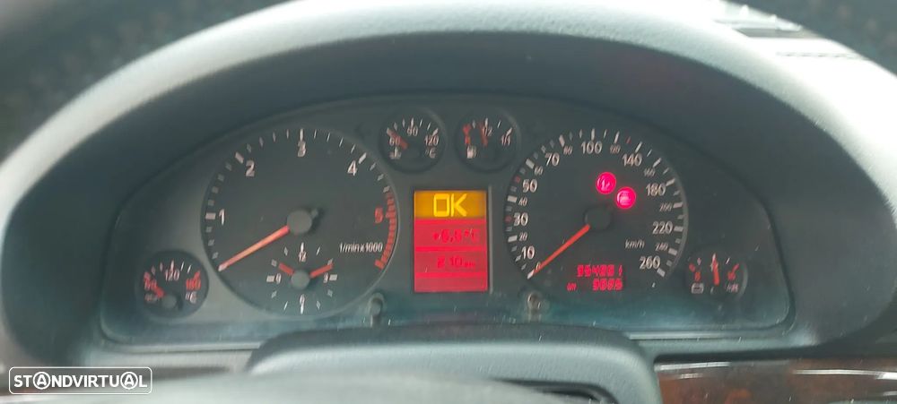 Audi A4 Avant 1.9 TDI Attraction - 6