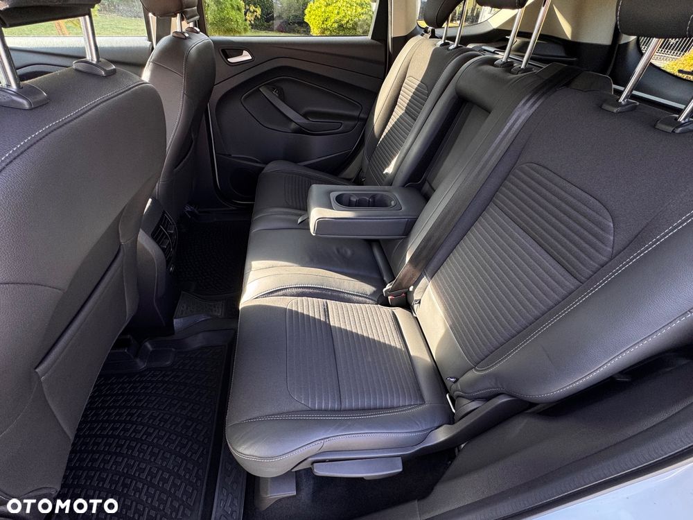 Ford Kuga 2.0 TDCi 4x4 Titanium - 10