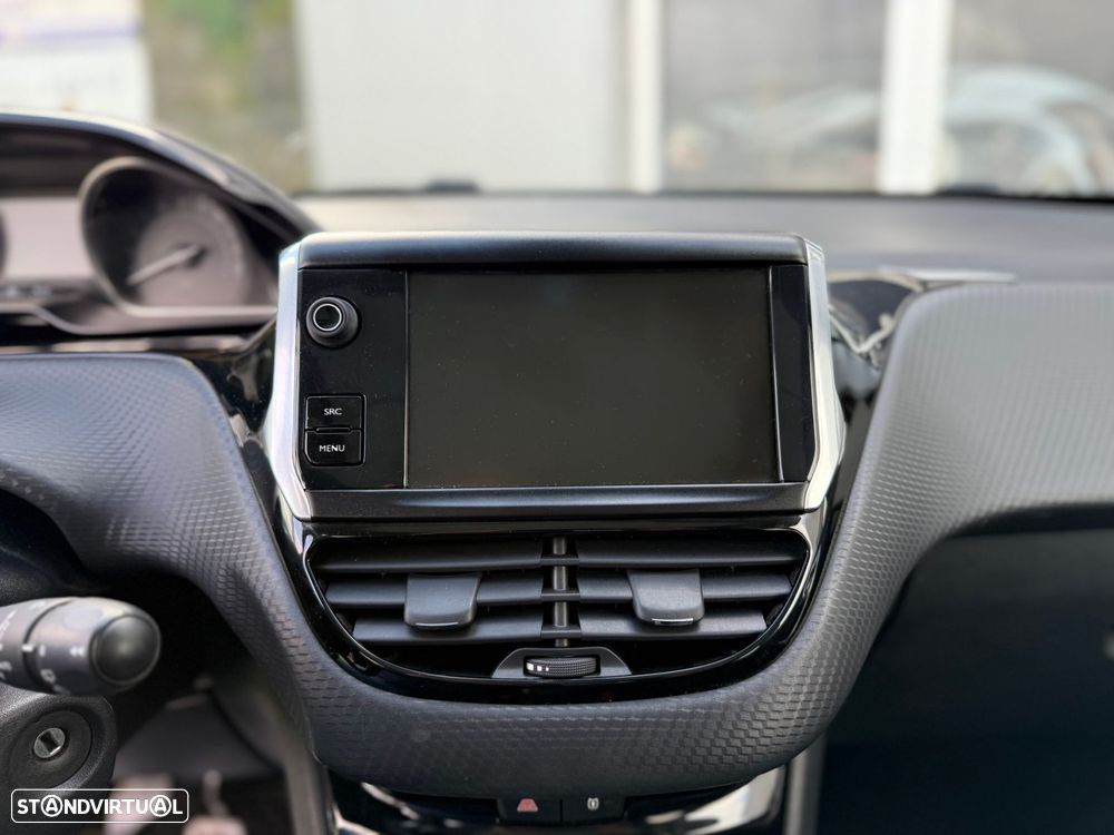 Peugeot 2008 1.6 BlueHDi Crossway - 27