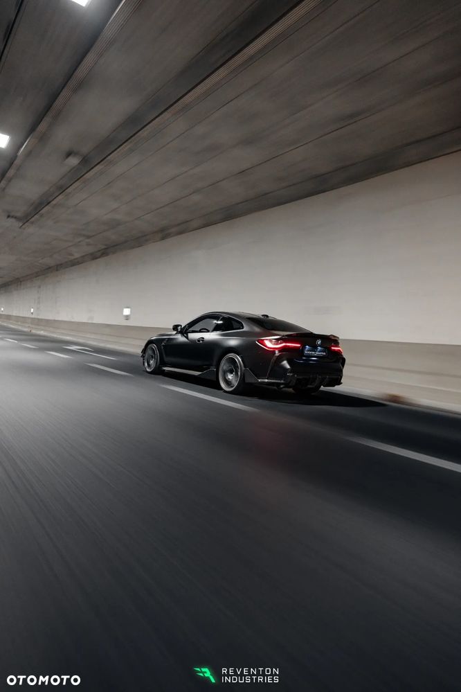 BMW M4 Competition M xDrive sport - 25