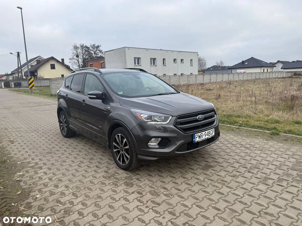 Ford Kuga 2.0 TDCi 4x4 ST-Line - 3