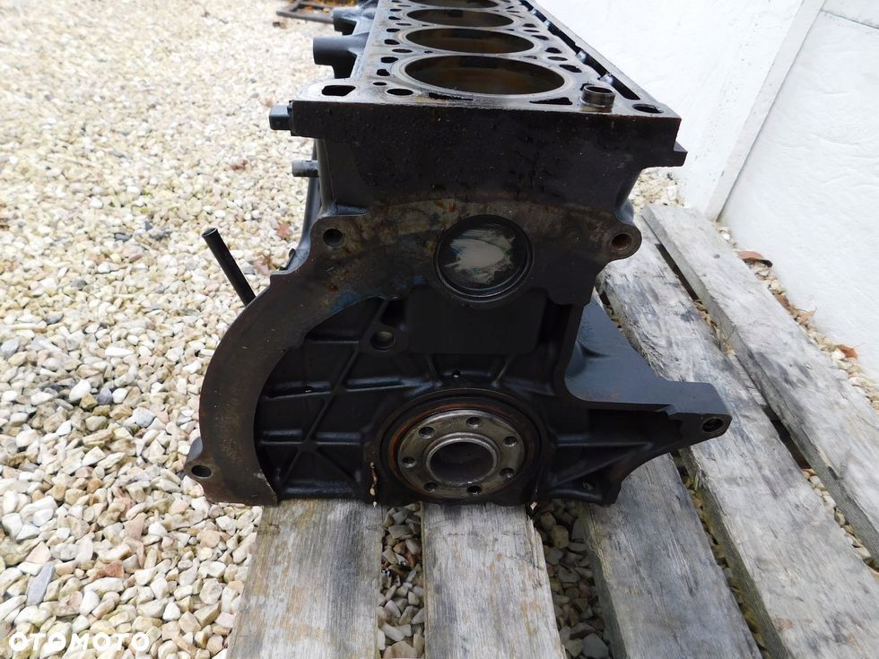 Blok silnika dół Renault Laguna II 1.8 16V silnik F4K wał tłoki - 5