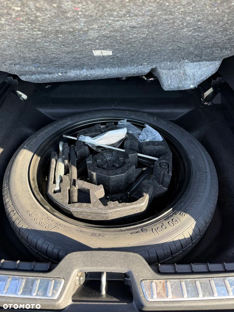 Volvo V90 Cross Country - 12