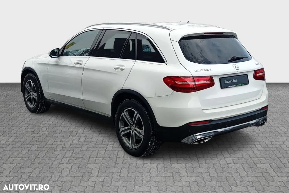 Mercedes-Benz GLC 250 4MATIC - 11