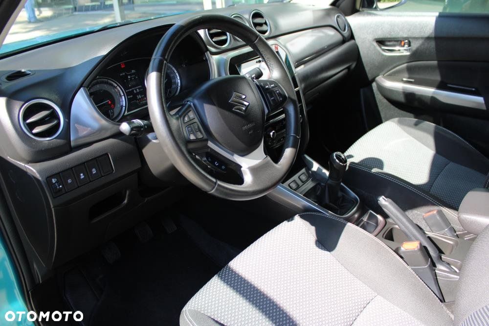 Suzuki Vitara - 11