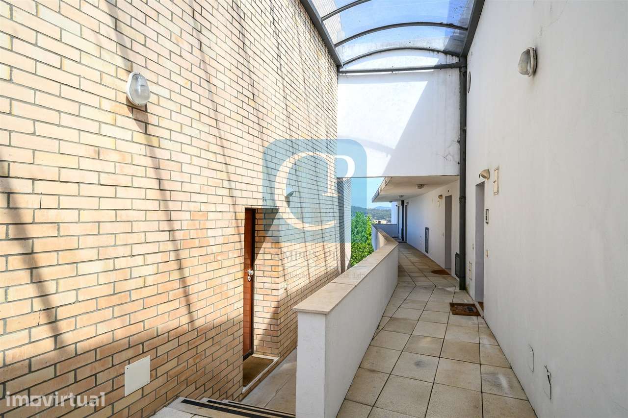 Apartamento T2 duplex no centro de Valongo - Grande imagem: 2/30