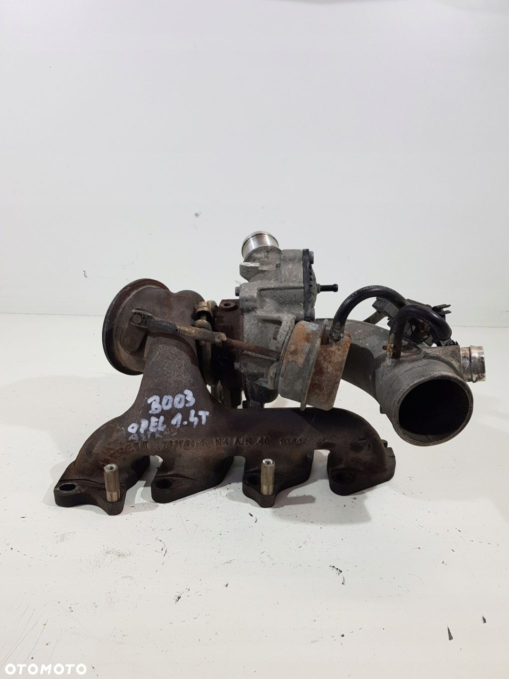TURBOSPRĘŻARKA 55565353 OPEL ASTRA J MERIVA B 1.4T - 2