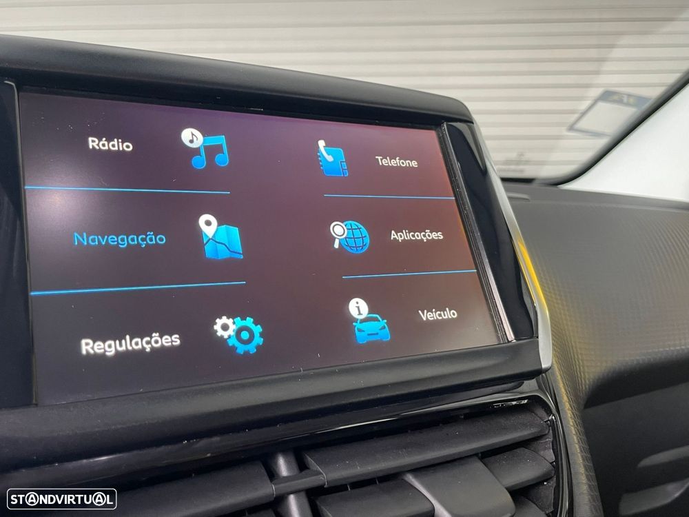 Peugeot 208 1.2 PureTech Allure - 20