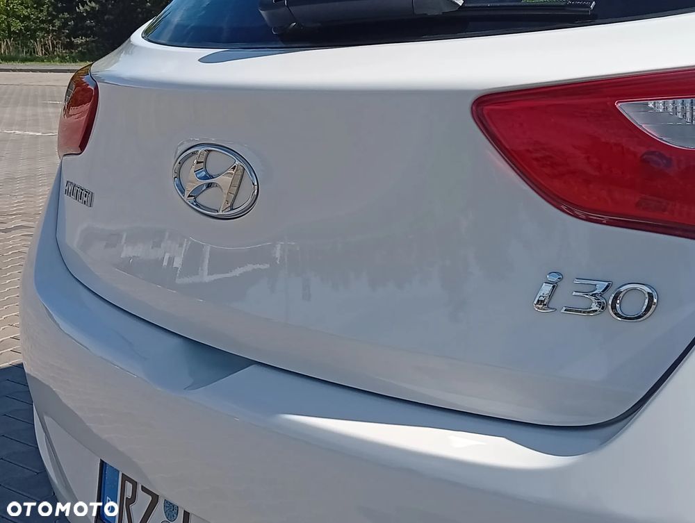 Hyundai i30 1.4 Blue Comfort - 16