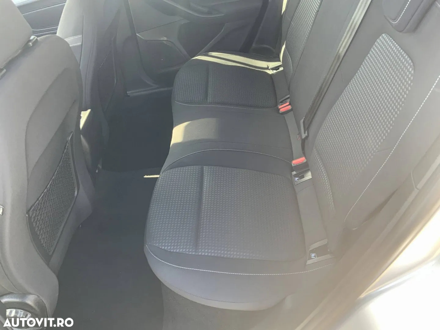 Ford Focus 1.5 EcoBlue Start-Stopp-System COOL&CONNECT - 8