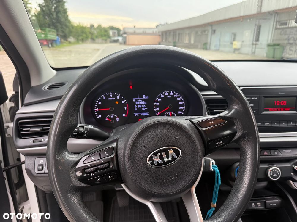 Kia Rio 1.2 M - 6