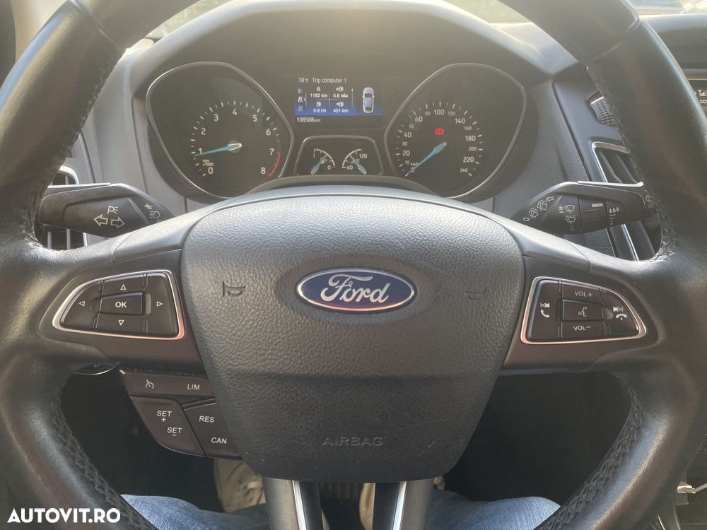 Ford Focus 1.0 EcoBoost Start Stop Titanium - 3