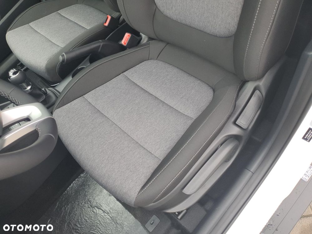 Kia Stonic 1.2 M - 12