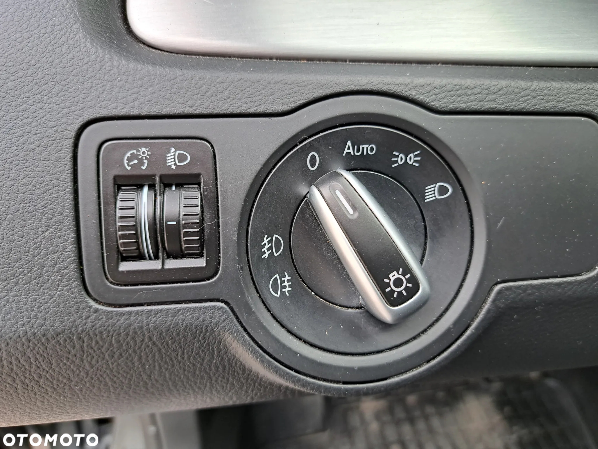 Volkswagen Passat - 33