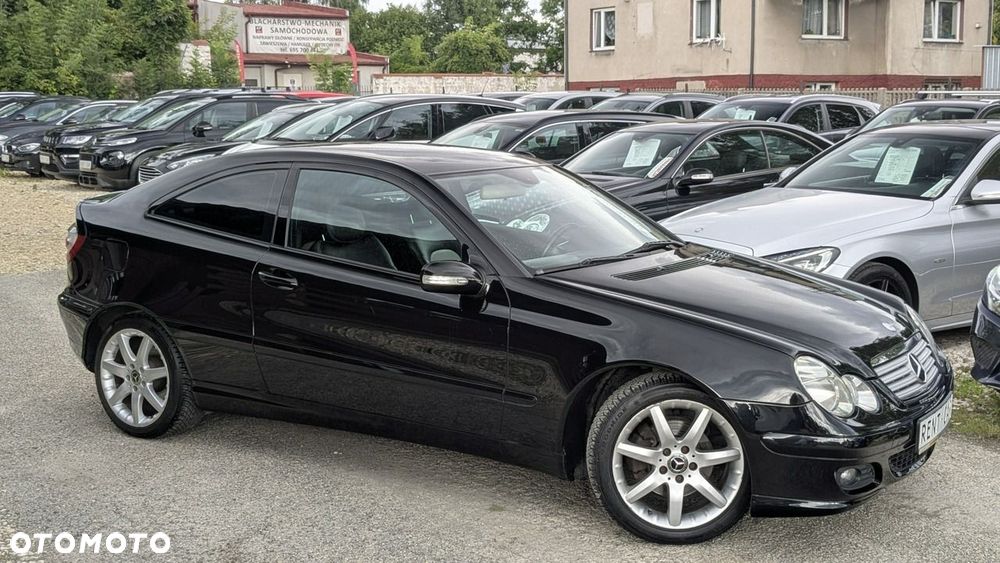 Mercedes-Benz Klasa C 180 Kompressor Sportcoupe - 9