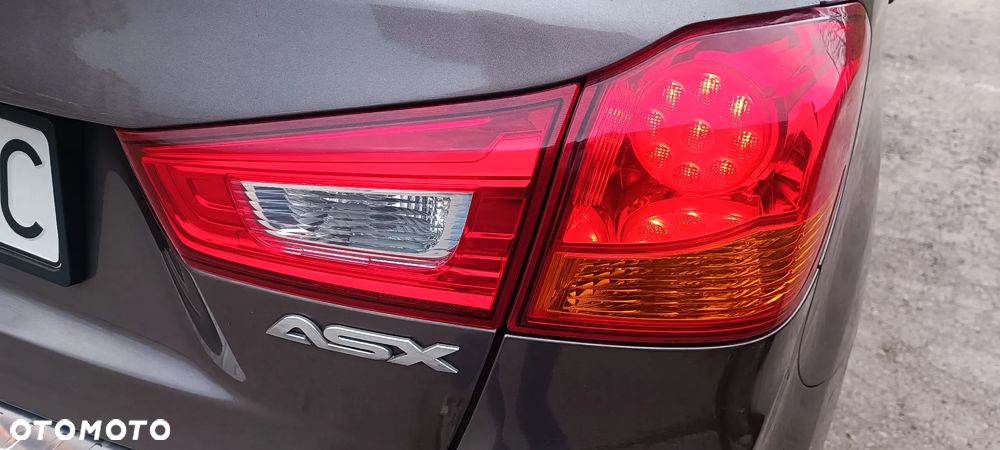 Mitsubishi ASX 1.6 Inform - 21