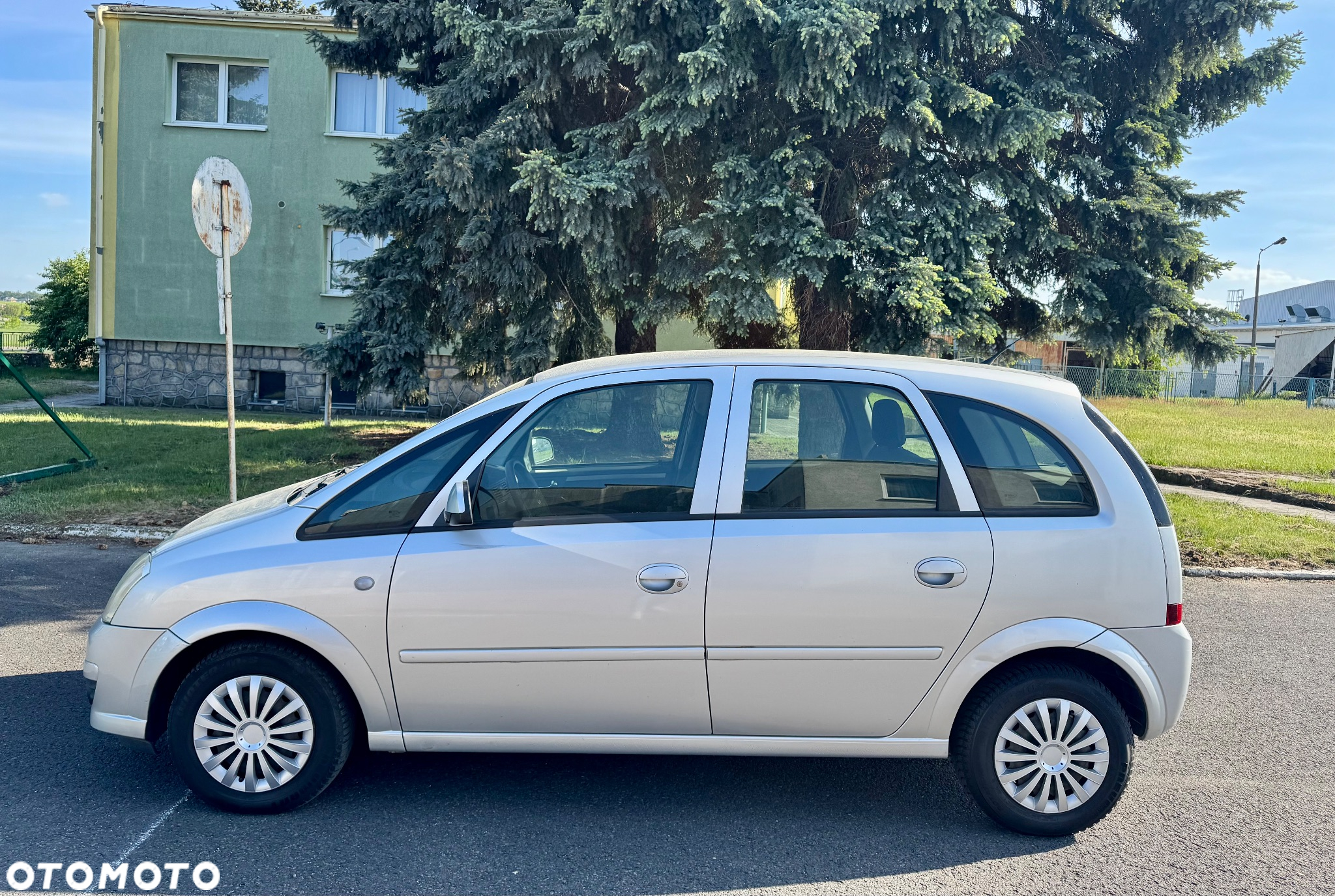 Opel Meriva - 11