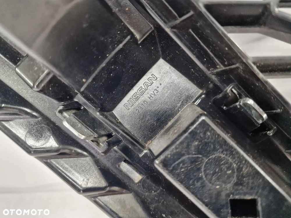 NISSAN QASHQAI 2 II LIFT ATRAPA / GRILL PRZEDNI PRZÓD , NR 62310HV3 / 6933U100 , NR AUKCJI GR348 - 18