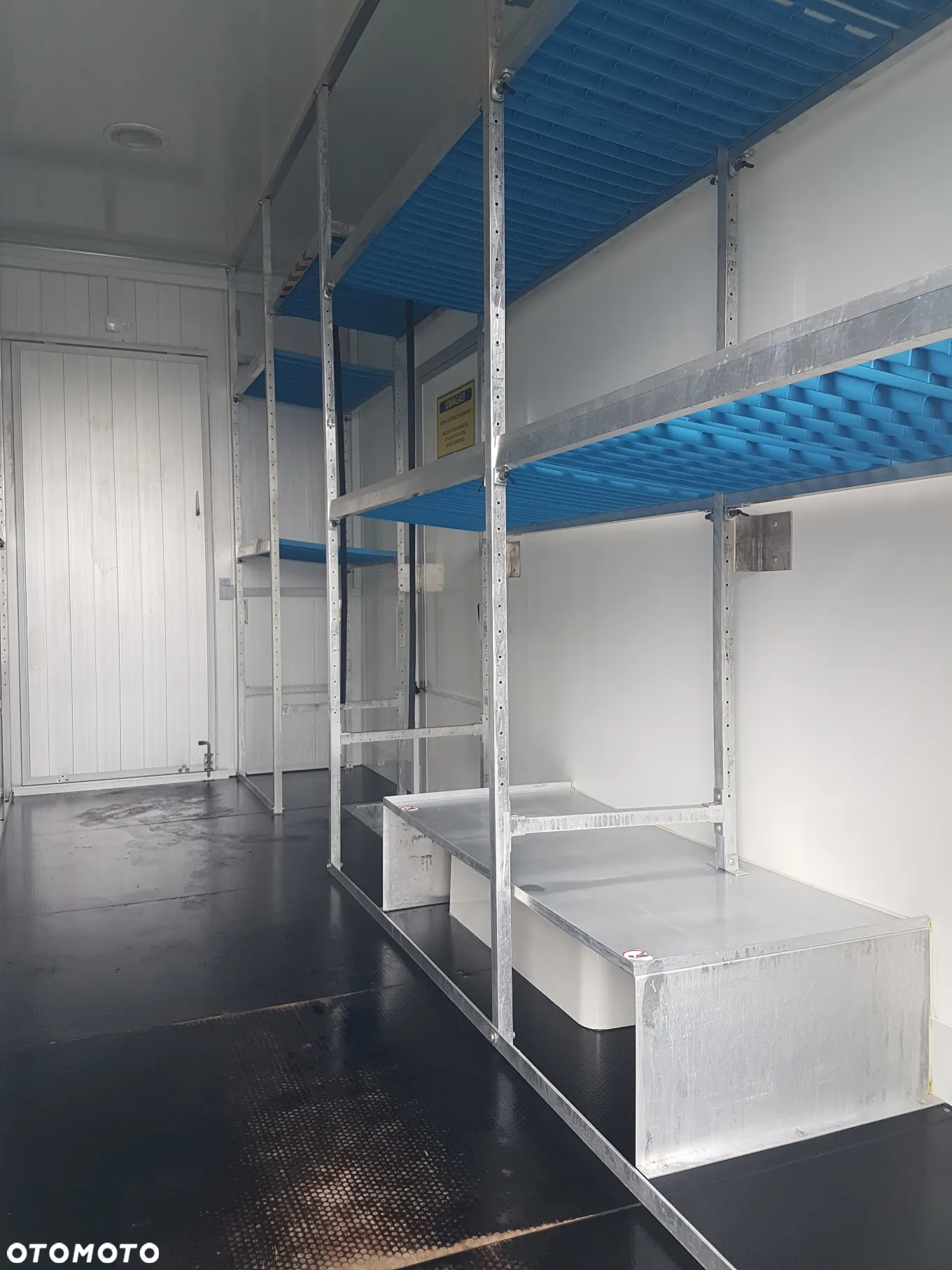 Iveco DAILY KONTENER NISKOPODŁOGOWY 4,43x2,23x2,42 SKLEP FOODTRUCK BAR KLIMA KONIOWÓZ KAMPER - 18