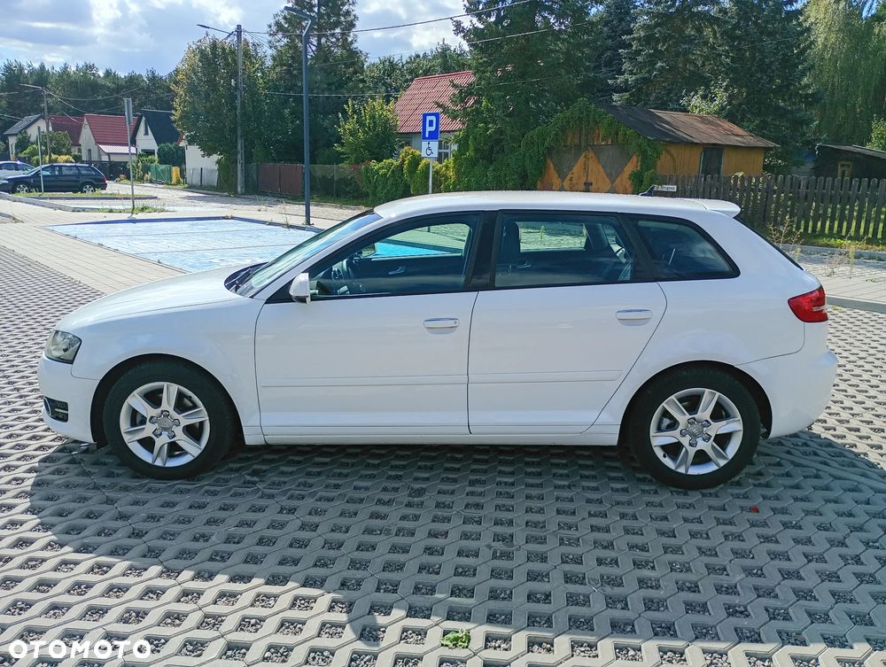 Audi A3 Sportback 2.0 TDI DPF Ambition - 1