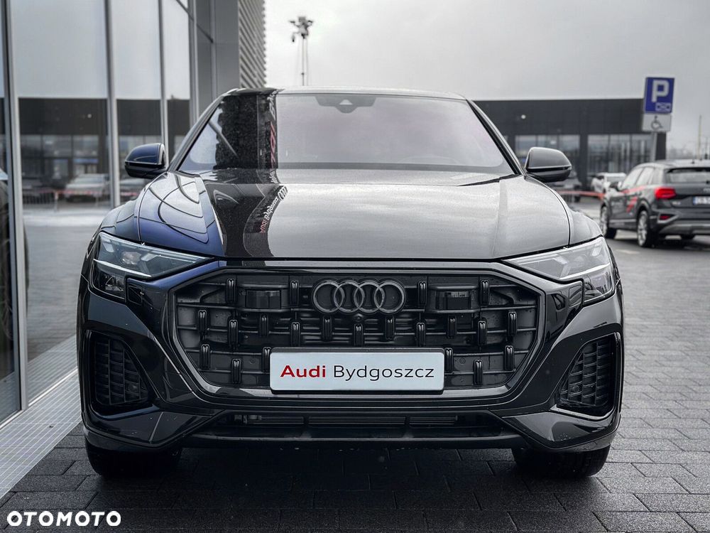 Audi Q8 - 11