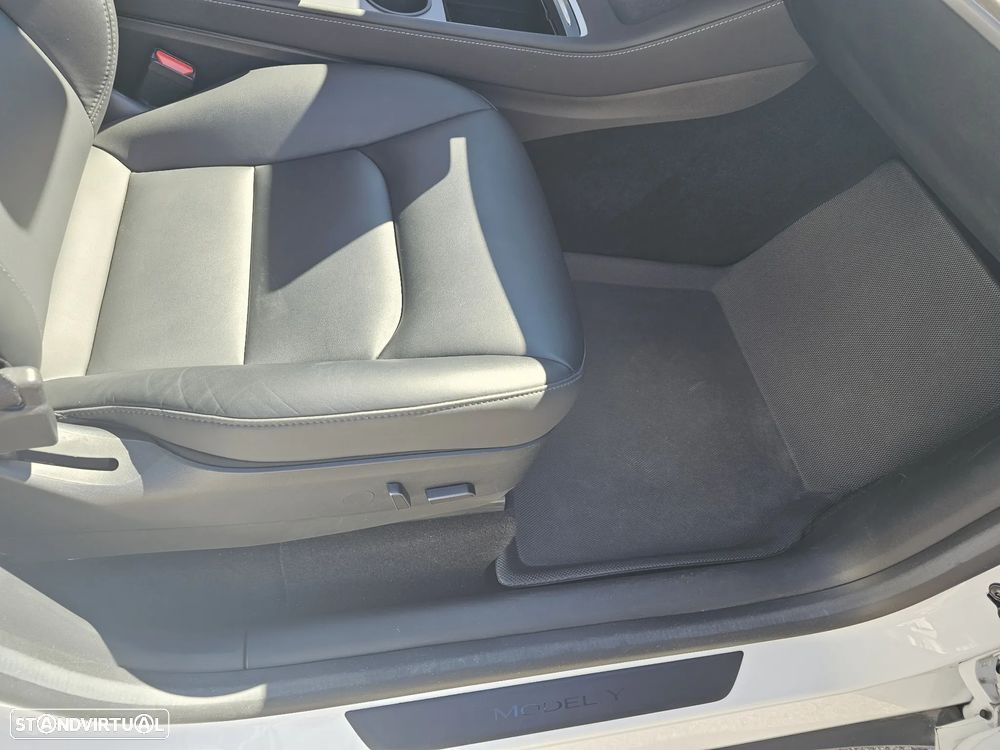 Tesla Model Y Tração Traseira - 23