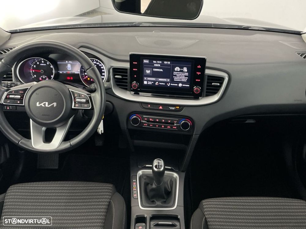 Kia XCeed 1.0 T-GDI Tech - 10