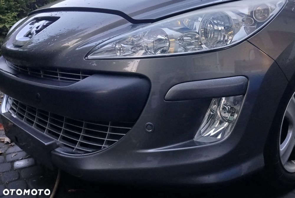 Peugeot 308 T7  zderzak przód przedni grill PDC  KTQC - 3