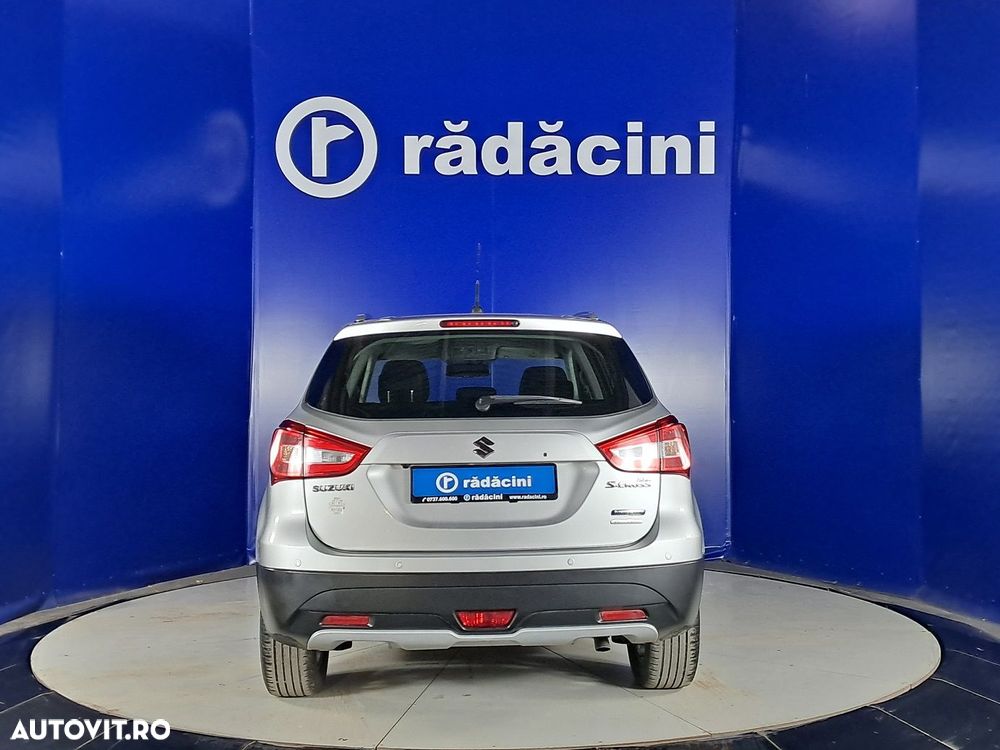 Suzuki SX4 - 4