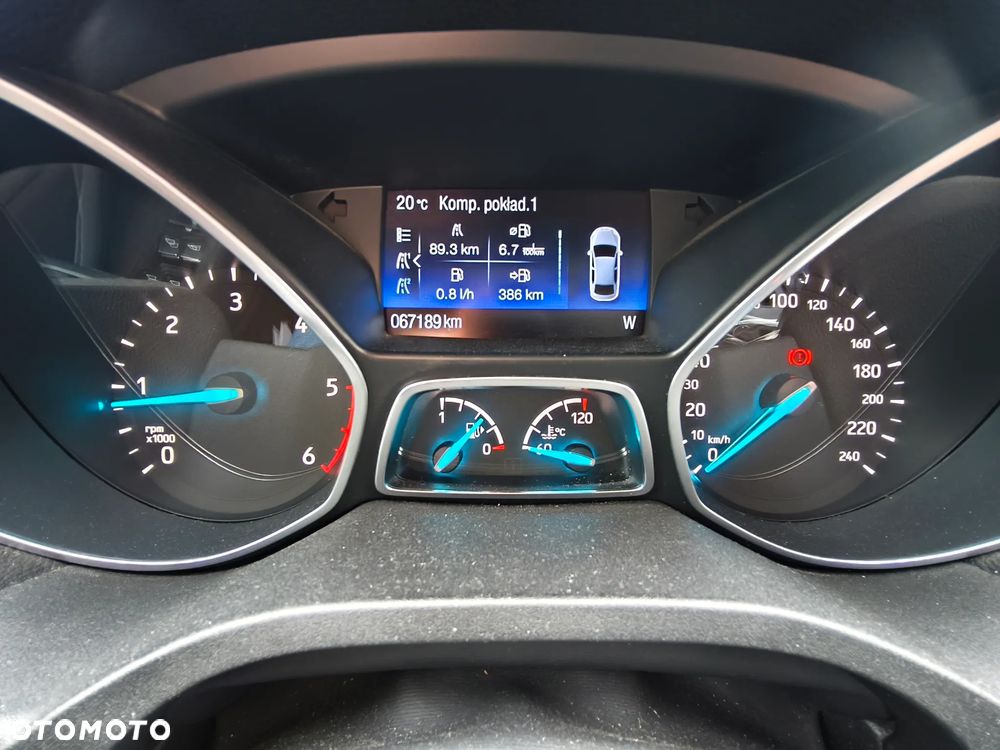 Ford Kuga 1.5 TDCi FWD Edition - 25