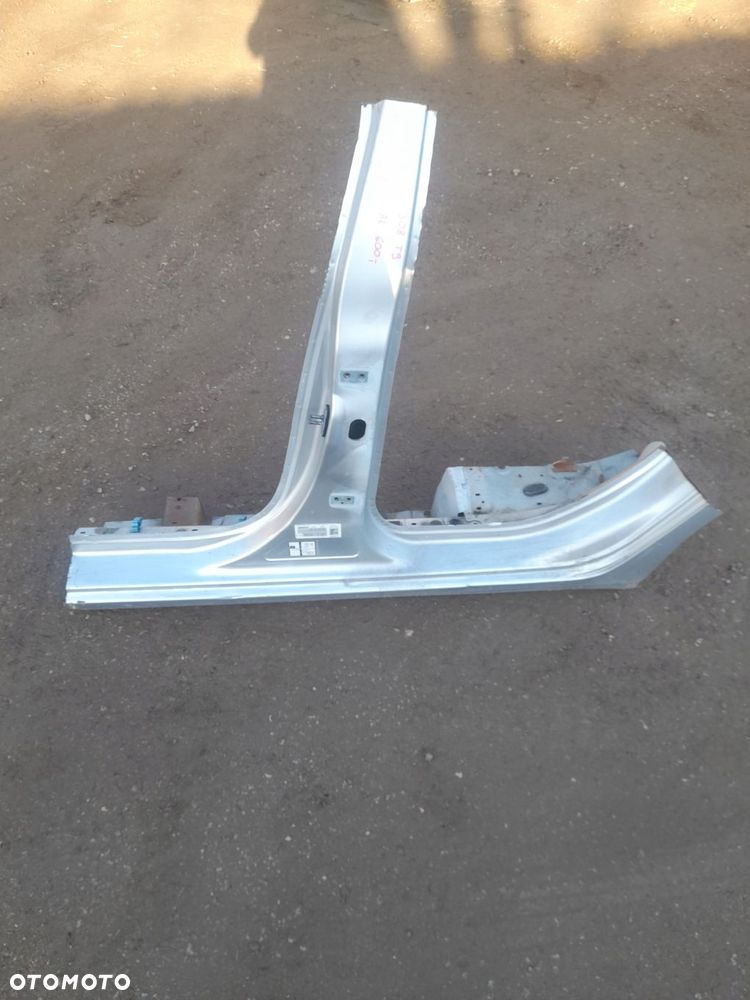 próg lewy słupek peugeot 308 ii t9 - 1