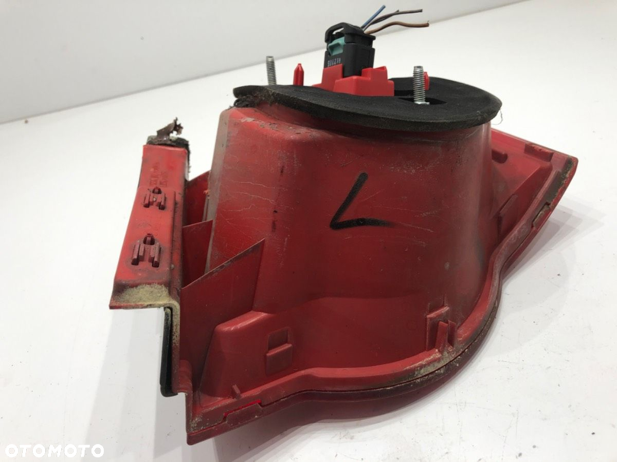 LAMPA LEWY TYŁ - 149.00 PLN - VW PASSAT B6 (3C2) 2005 - 2010 1.9 TDI 77 kW [105 KM] olej napędowy - 5