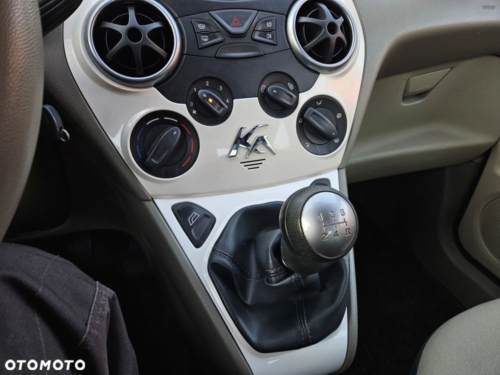 Ford KA 1.2 Titanium - 8